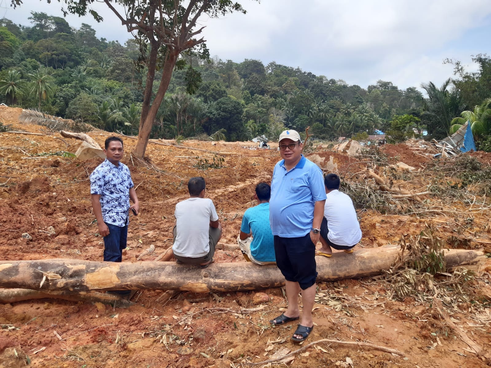Korban Tanah Longsor Di Serasan Natuna Meninggal 30 Orang, Belum Ditemukan 24 Orang