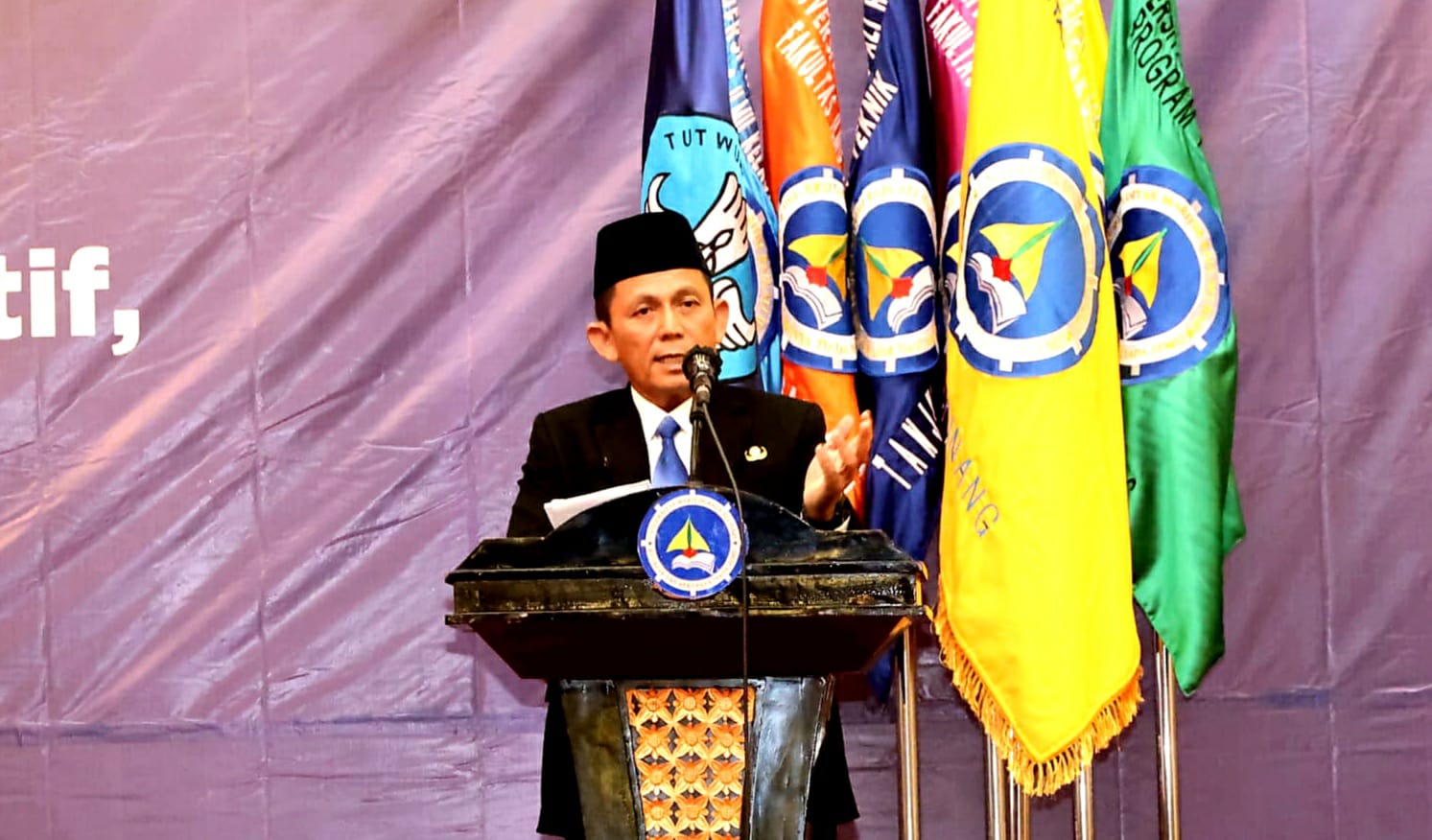 Wisuda UMRAH, Ansar: Pendidikan Penting Untuk Kepri Sejahtera, Berdaya Saing & Berbudaya