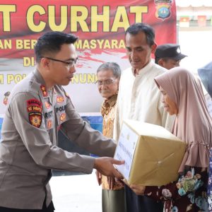 Jum’at Curhat, Kapolres Bintan Dengarkan Keluhan Masyarakat Desa Toapaya