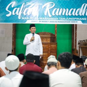 Safari Ramadhan Gubernur Ansar Dimulai di Masjid Al-Marhamah  Tanjungpinang