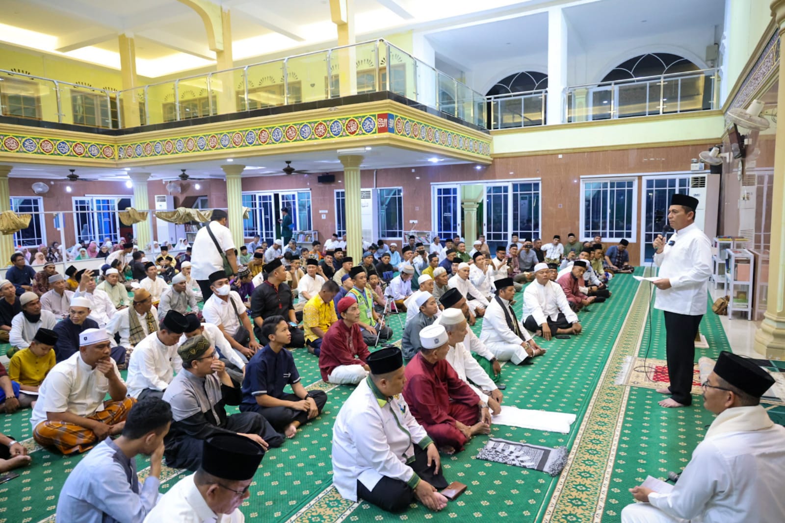 Malam Ramadhan Kelima, Gubernur Ansar Safari ke Masjid Jami’ Baloi Center Batam