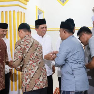 Safari Ramadhan di Masjid Hidayatullah, Gubernur Ansar Sebut Puasa Melatih Kesederhanaan