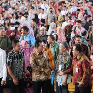 Pemprov Kepri Kucurkan Rp 3,5 Miliar Untuk Insentif 1.791 GTK Di Kepri