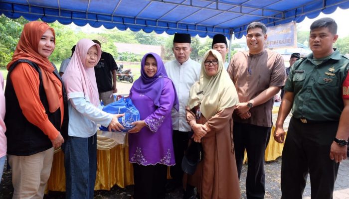 Pemko Tanjungpinang Bagikan 13 Ribu Paket Bahan Pangan Bagi Warga Kategori DTKS