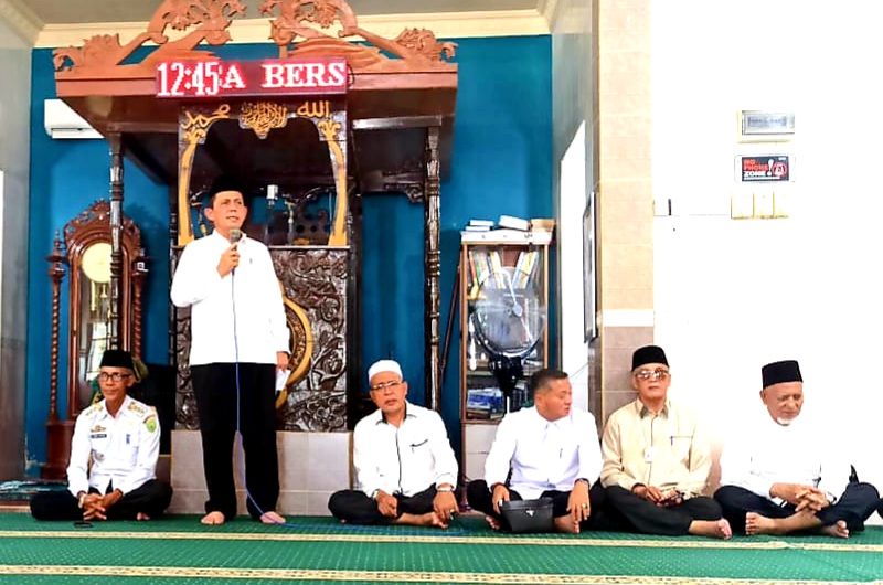 Tausiyah di Masjid Al-Jami’ Ranai, Gubernur Ansar Ajak Masyarakat Jaga Puasa Ramadhan