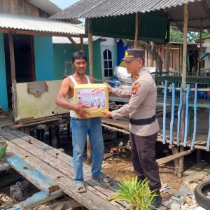 Polresta Tanjungpinang Melalui Satintelkam Terus Salurkan Bapokting Dari Polda Kepri