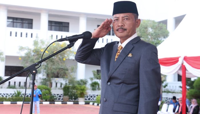 Hari Pertama Kerja, Sekdaprov Adi Pimpin Apel Gabungan Disejalankan Peringatan Hari Otda