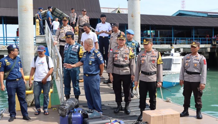 Kapolres Bintan Tinjau Arus Balik Di Pelabuhan Roro Dan Bulanglinggi Tanjung Uban