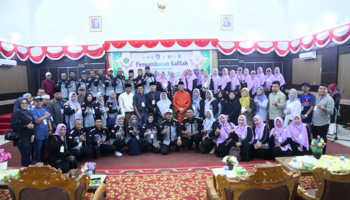 Ikuti STQH Ke-X Kepri, Wako Rahma Antarkan Kafilah STQH Tanjungpinang Menuju Karimun