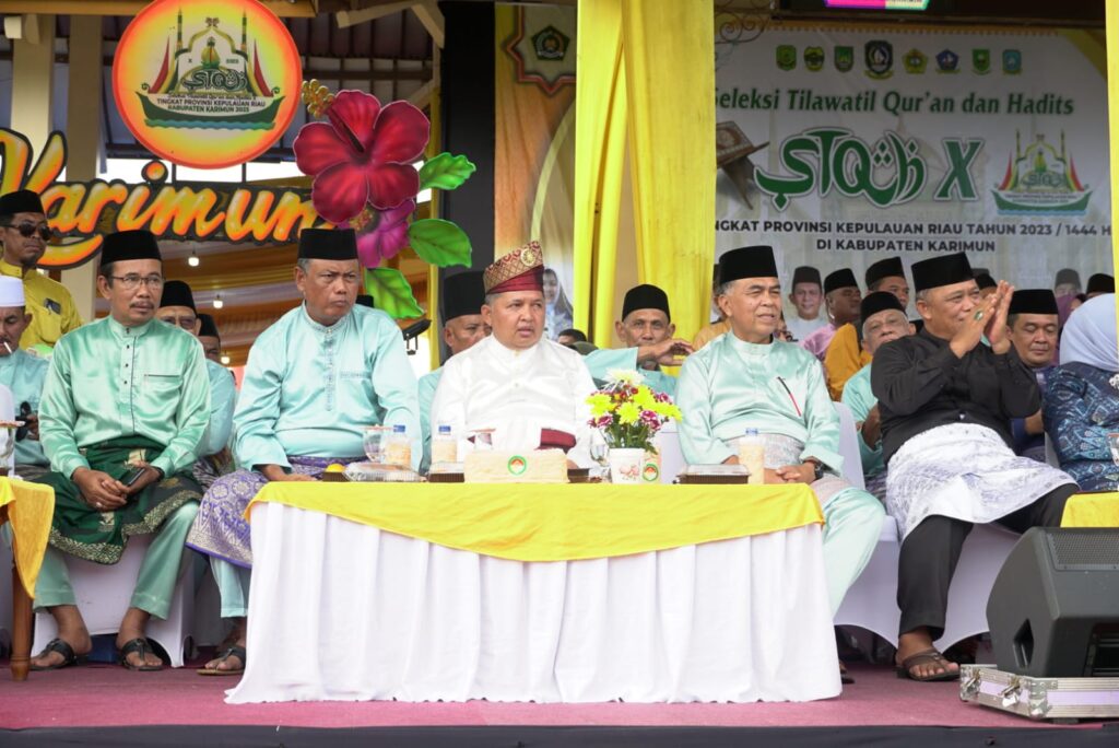 Bupati Natuna Saksikan Pawai Ta’ruf STQH Ke-X Kepri di Karimun