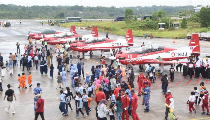 Sebelum Ikuti LIMA Di Langkawi, JAT TNI AU Atraksi Udara Di Tanjungpinang