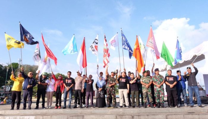 Ciptakan Pemilu Damai, 16 Parpol Ikuti Parade Obor Demokrasi