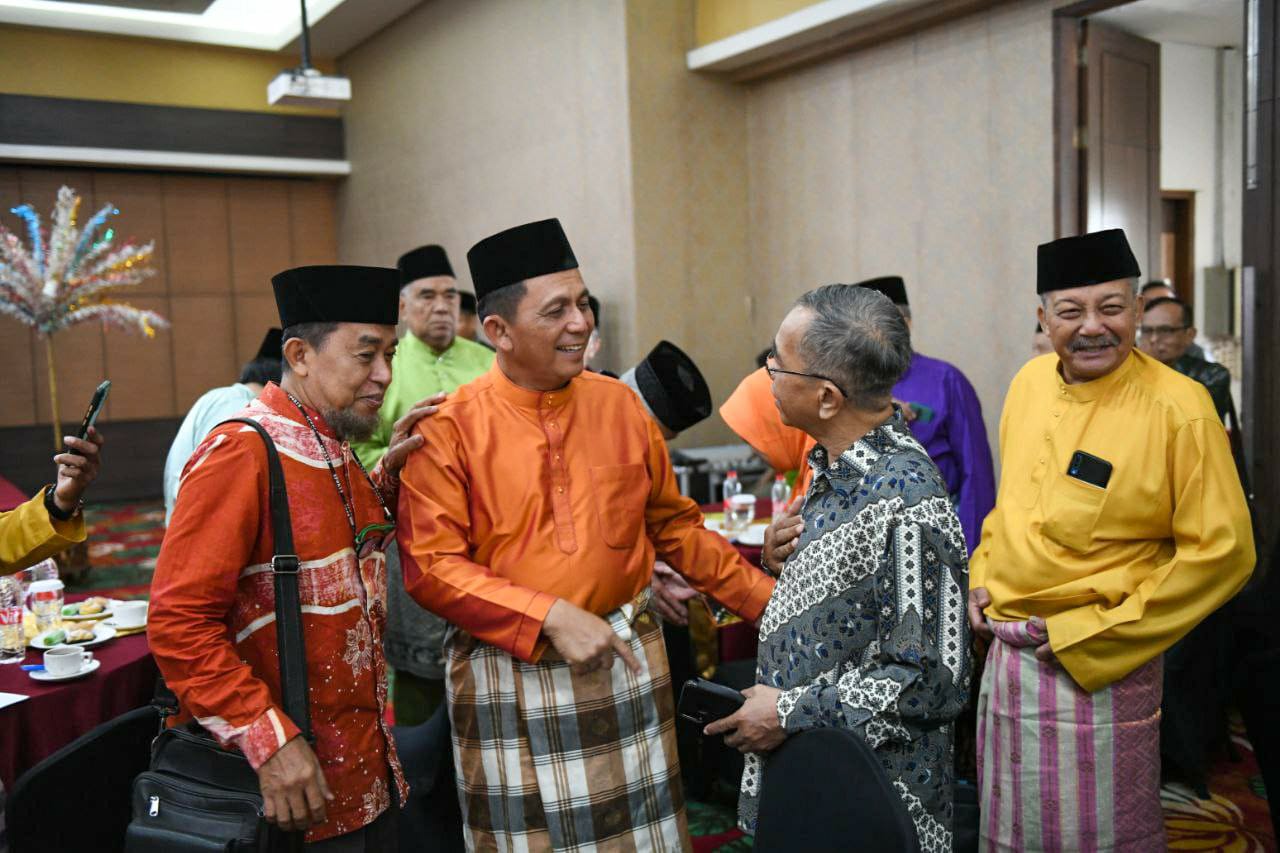 Gubernur Ansar Halal Bihalal Bersama Masyarakat Kepri di Jogja