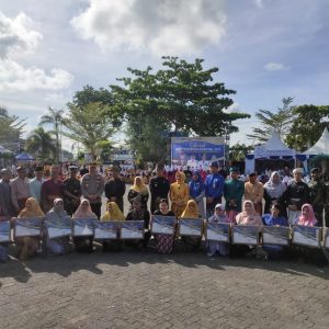 Hardiknas 2023, 18 Sekolah Berprestasi Di Tanjungpinang Terima Penghargaan