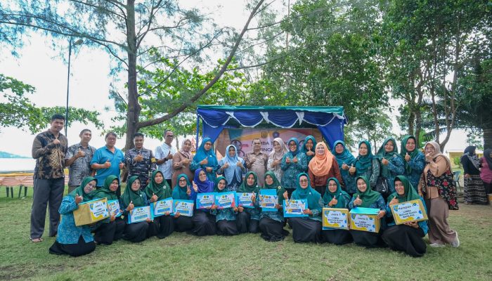 Wako Rahma Tutup Lomba TP PKK Di Kelurahan Senggarang