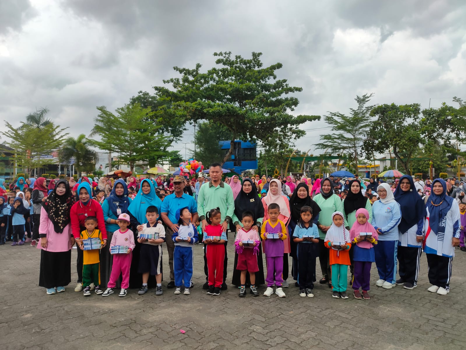 Tutup Tahun Pelajaran 2022-2023, Sekdako Tanjungpinang Senam Bersama Murid TK