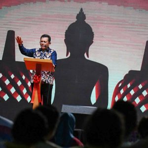 Gubernur Ansar Hadiri Pentas Seni Waisak 2567 TB/ 2023 M