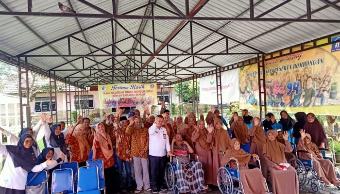 RSUD RAT Berikan Pendampingan Psikologi Bagi Lansia di Rumah Bahagia
