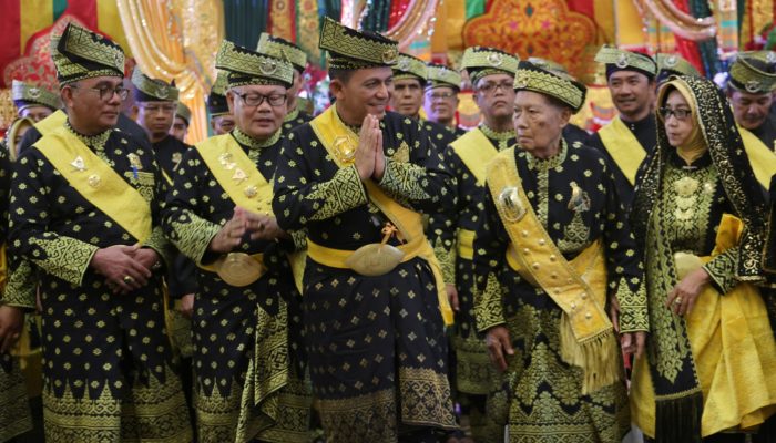 Gubernur Ansar Kukuhkan Pengurus LAM Kepri Masa Khidmad Tahun 2022-2027