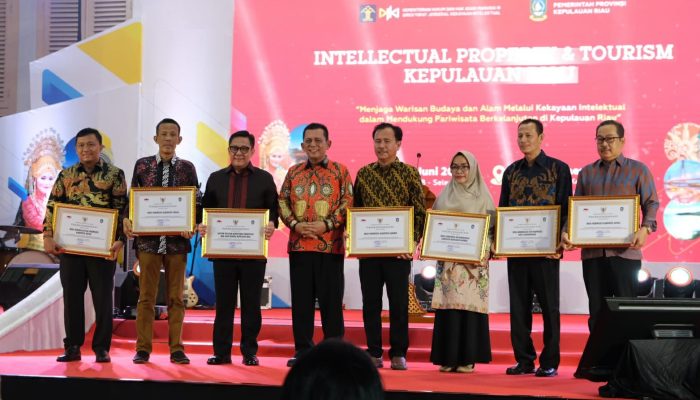 Fasilitator KI, Disbudpar Tanjungpinang Terima Penghargaan Pemprov Kepri