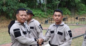 Peringati HUT Bhayangkara Ke-77, Polresta Tanjungpinang Gelar Lomba Menembak Bersama FKPD