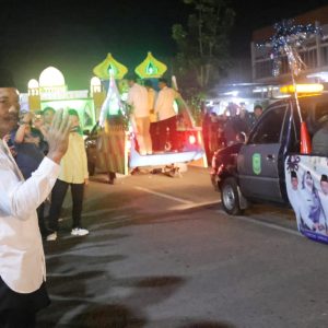 Sekdaprov Kepri Lepas Pawai Takbir Sambut Hari Raya Idul Adha 1444 H di Sei Carang Tanjungpinang