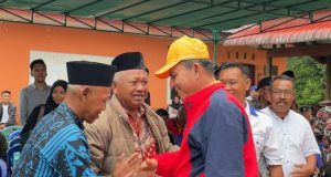 Gubernur Ansar Silaturahmi Dengan Kades, Sampaikan Program Pembangunan di Singkep Barat