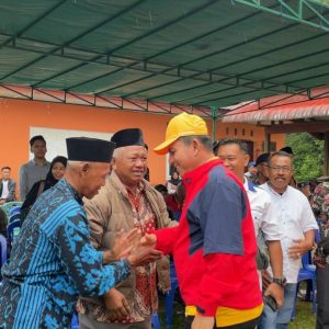 Gubernur Ansar Silaturahmi Dengan Kades, Sampaikan Program Pembangunan di Singkep Barat