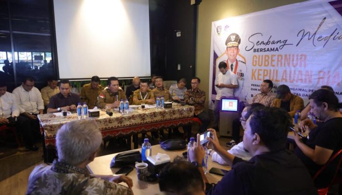 Bersembang Dengan Media, Ansar Paparkan Berbagai Program Strategis Pemprov Kepri
