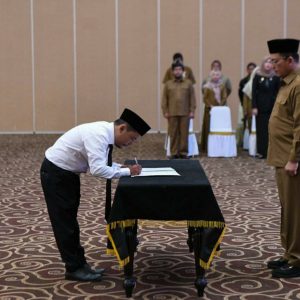 167 Guru dan 2 PNS  Provinsi Kepri Dilantik Gubernur Ansar Jadi Pejabat Fungsional
