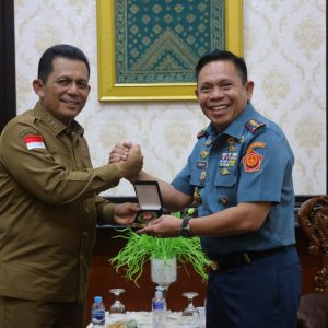 Dimutasi Jadi Kepala Bakamla, Laksdya TNI Irvansyah Berpamitan Dengan Gubernur Ansar
