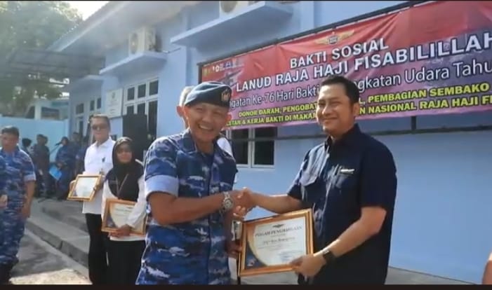 Peringati Hari Bakti TNI AU Ke-76, Lanud RHF Laksanakan Bakti Sosial