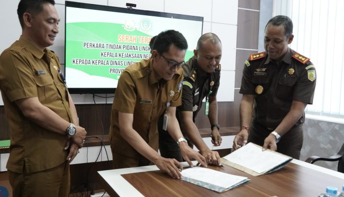 Kejari Bintan Serahkan Perkara Pengrusakan Mangrove di Bintan Timur Kepada Penyidik DLHK Kepri