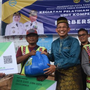 196 Juru Parkir Terima BPJS Ketenagakerjaan, Iuran Ditanggung APBD Tanjungpinang
