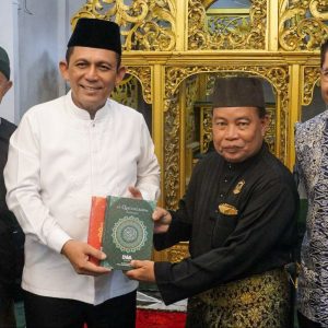 Gubernur Ansar Ajak Minister Maliki Osman Keliling Penyengat, Upaya Tarik Wisman Singapura