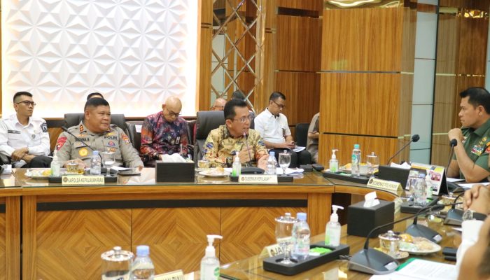 Gubernur Ansar Paparkan Progres Pengembangan Pulau Rempang di Kemenko Polhukam