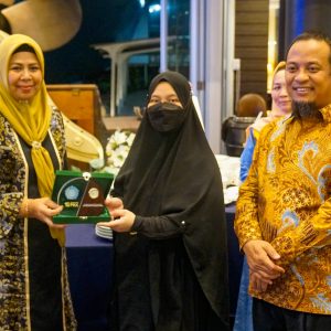 Perkuat Tali Persaudaraan, Dewi Ansar Menjamu Ketua TP-PKK Sulsel