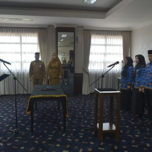 Gubernur Ansar Lantik Empat Pejabat Fungsional di Lingkungan Pemprov Kepri