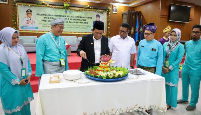 Gubernur Ansar Apresiasi Dibukanya Kelas Internasional di Poltekkes Kemenkes Tanjungpinang