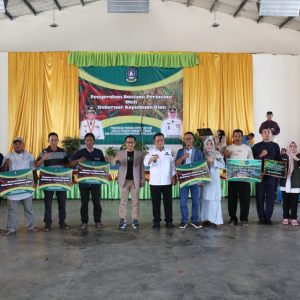 Tingkatkan Ketahanan Pangan, Gubernur Ansar Serahkan Bantuan Pertanian di Batam