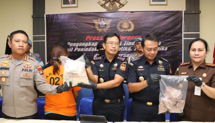 PRT Asal Jakarta Bawa 10.027 Butir Pil Ekstasi Dari Malaysia 