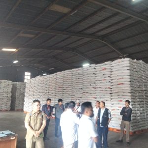 Harga Beras Naik,Disperindag Kepri Sidak Gudang Bulog 