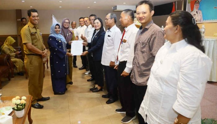 Pelantikan LPPD Tanjungpinang Periode 2023-2028, Rahma : Jaga Kekompakan Dan Kekeluargaan
