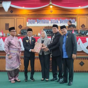 Rapat Paripurna DPRD, Pj Wako Sampaikan Ranperda APBD P TA 2023
