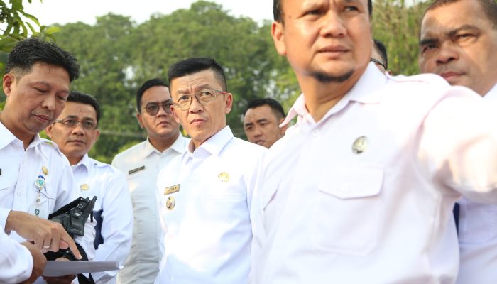 Tinjau Pembangunan Anjung Cahaya, Pj Wako : Tepi Laut Jadi Objek Wisata Menarik 
