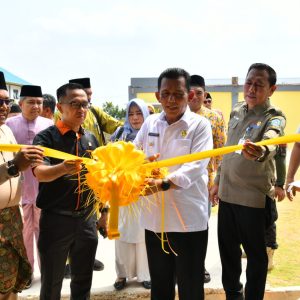 Gubernur Ansar Resmikan 14 Ruang Kelas Baru dan 1 Ruang Praktek Siswa SMKN 3 Batam 