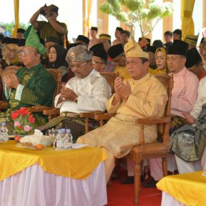 Syukuran HUT ke-24 Karimun, Gubernur Ansar Ajak Masyarakat Maju Bersama