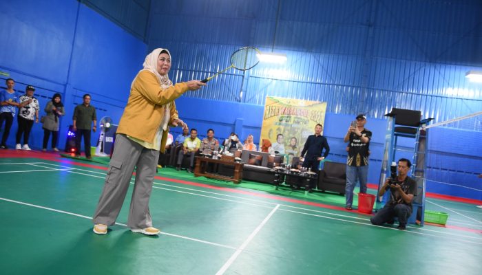 Dewi Ansar Resmikan GOR Bulutangkis Hadi Wan Arena di Kabupaten Bintan