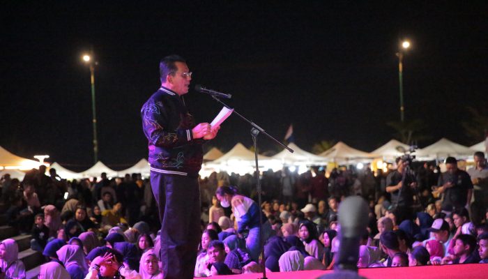 Malam Puncak Sumpah Pemuda 2023, Masyarakat Tumpah Ruah Memadati Pelataran Tugu Sirih