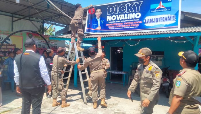 Tim Gabungan Tertibkan APS Berkonten Ajakan Memilih dan Pemasangan Langgar Ketentuan